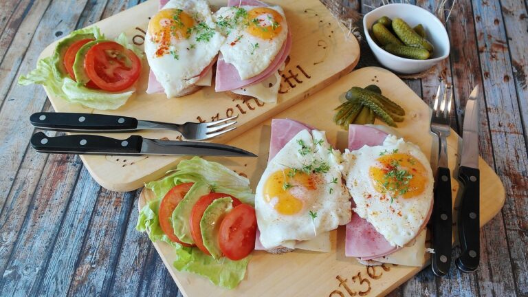 鹿児島でさつま揚げやつけあげを食べ歩きするにはどこがいい？