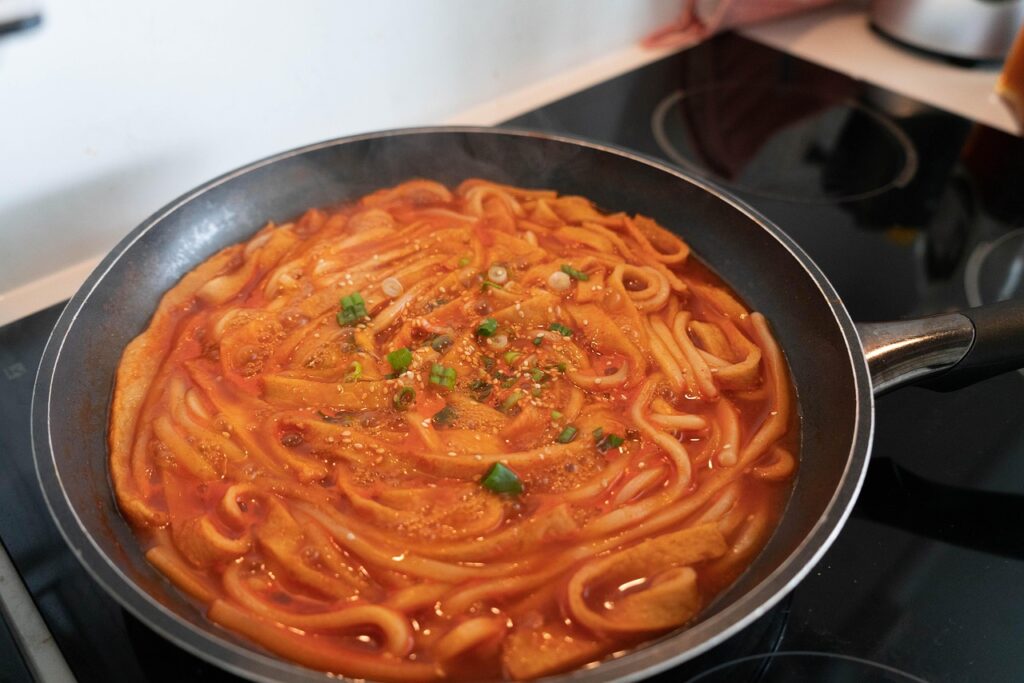 長崎のちゃんぽんと皿うどんの違いはどっち？