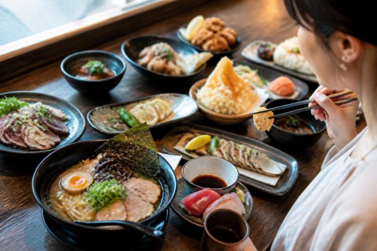 九州の食べ歩きで混雑を避けるには？